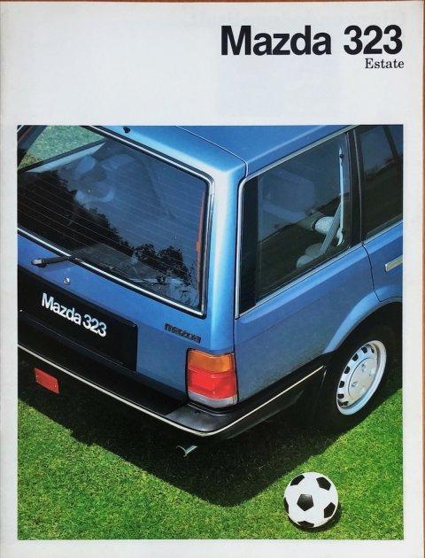 Mazda 323 Estate nr. -, 1987-10 NL 1987 folder brochure (1)