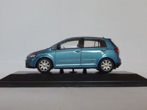 VW Golf Plus, 2005-2009, blauw, Minichamps, 821911102 website