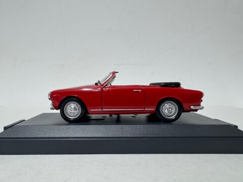 Alfa Romeo Guilietta Sprint cabriolet, 1957 Solido