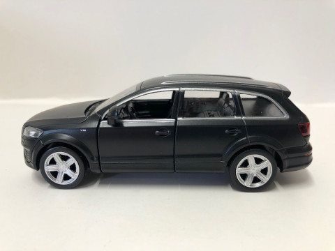 Audi Q7 V12, RMZ City, 5016