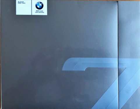 BMW 7-serie (F01) nr. 811 007 104 65, 2008 (2:08) 19,0 x 24,0, 40, NL year 2008 folder brochure