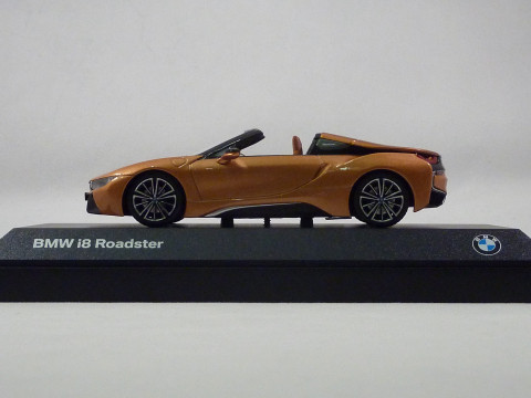 BMW i8 Roadster 2018 E copper Minichamps 80422454785