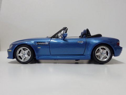 BMW M (Z3) roadster 1996 Bburago schaal 1op18