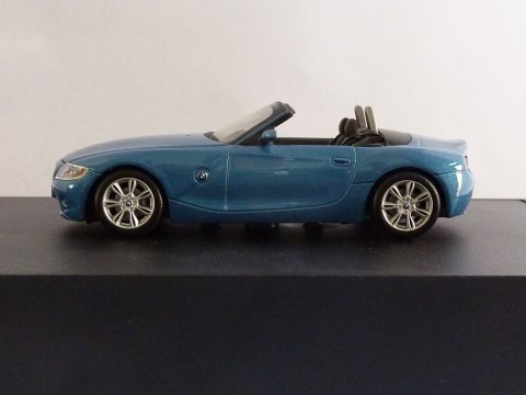 BMW Z4 roadster 2003 Minichamps 84214454 website