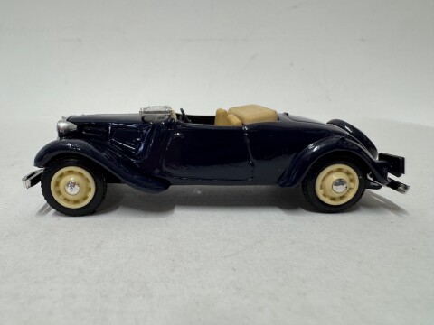 Citroen Traction Avant cabriolet, 1958 Eligor #1