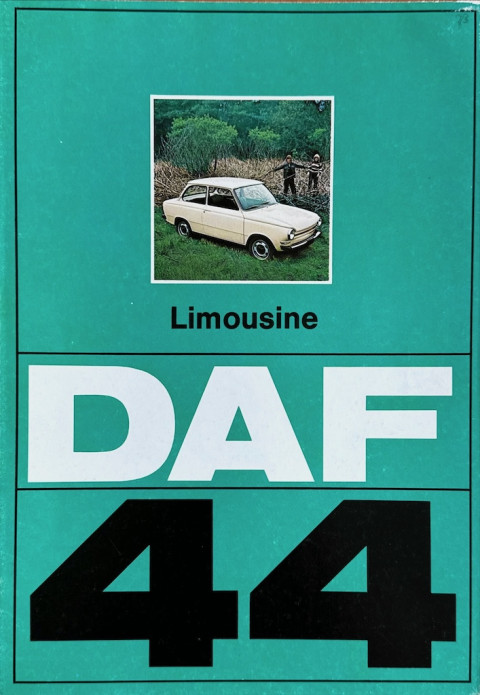 Daf 44 limousine nr. NP 7130, 1972 09 A4, 8, DE year 1972 folder brochure
