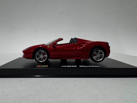 Ferrari 488 Spider 2015 Bburago Signature Series 18 36905R