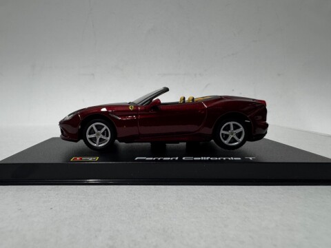 Ferrari California T 2014 Bburago Signature Series 18 36903R