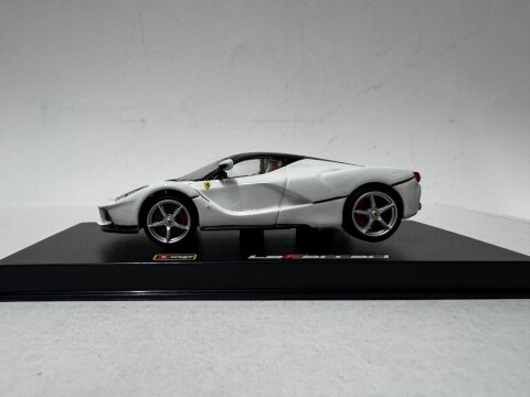 Ferrari LaFerrari 2013 Bburago Signature Series 18 36902W