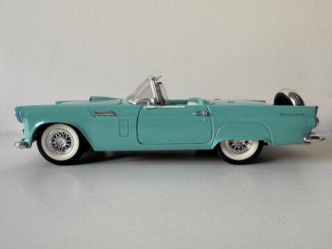 Ford Thunderbird cabriolet, 1956, Revell