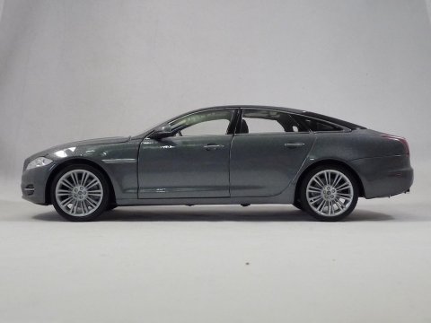 Jaguar XJ, 2010, Welly, -, scale 1op24