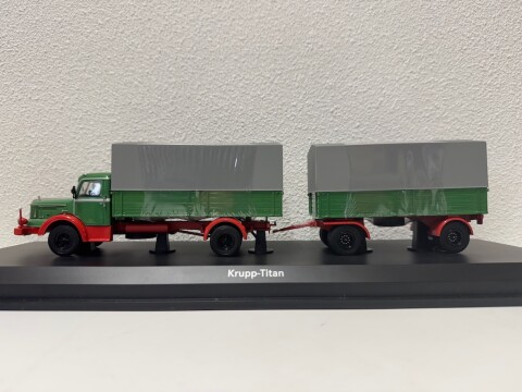 Krupp Titan Planen LKW mit Anhanger, 1950, Schuco, nr. 03033 #01