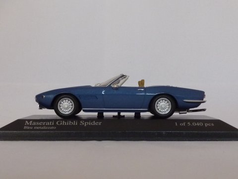 Maserati Ghibli Spider, 1970, blauw, Minichamps, 400 123330