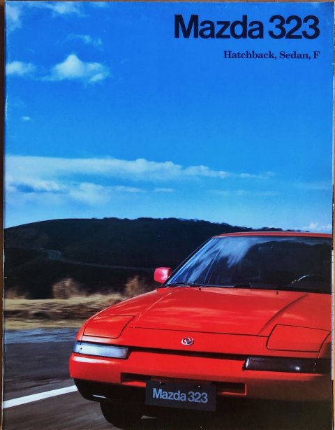 Mazda 323 nr. 012 P 51, 1992-03 NL 1992 folder brochure (1)