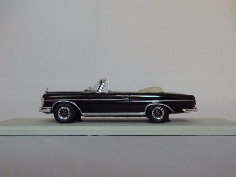 Mercedes 300 SE Cabriolet, 1963, zwart, Spark, S1061