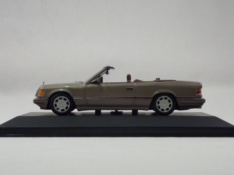Mercedes E cabriolet 1993 Minichamps 430033532