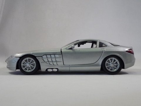 Mercedes SLR McLaren coupe, 2003, MotorMax, -, scale 1op24