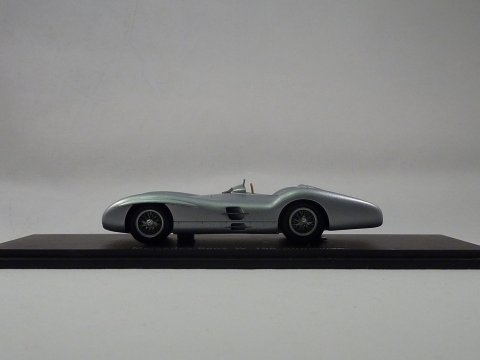 Mercedes W196 Stromlinie 1954-1954 zilver Spark B6 604 0585