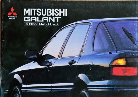 Mitsubishi Galant 5-door hatchback nr. FF000350, 1990-12 NL 1990 folder brochure