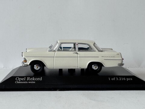 Opel Rekord P2, 1960 Minichamps 430 040200