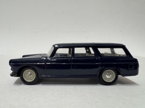 Peugeot 404 break, Eligor #1