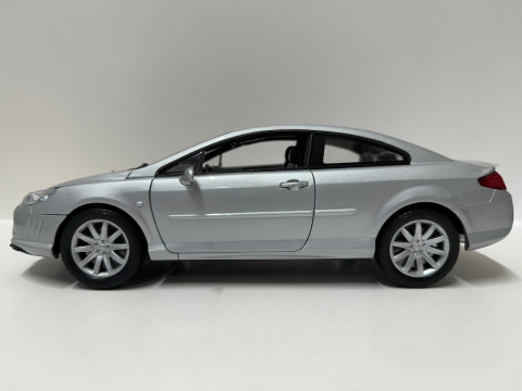 Peugeot 407 coupe 2005-2008 Welly scale 1:18