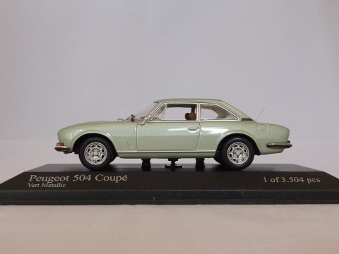 Peugeot 504 Coupe, 1974, groen, Minichamps, 400 112120