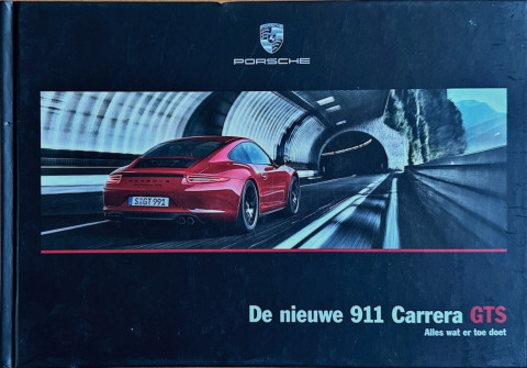 Porsche 911 (991.1) GTS nr. WSLM1501000191 NL:WW, 2014 10 NL 2014 folder brochure