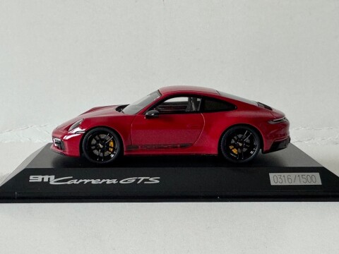 Porsche 911   992.1 Coupe Carrera GTS, 2021 2024, rood, Spark, WAP 020 045 0PGTS