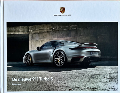 Porsche 911 (992) Turbo S nr. WSLK2001000191 NL:WW, 2020 03 NL 2020 folder brochure
