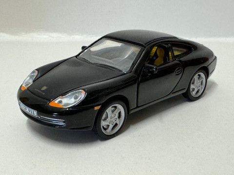 Porsche 911   996.1 coupe 1997 1998 Schuco zwart