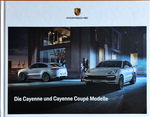 Porsche Cayenne en Cayenne Coupe (E3) nr. WSLE2201000110 DE:WW, 2021 04 DE 2021 folder brochure