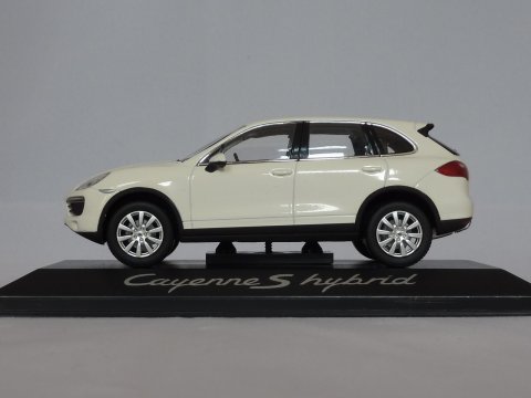 Porsche Cayenne S Hybrid, 2010-2014, wit, Minichamps, WAP 020 00 40B