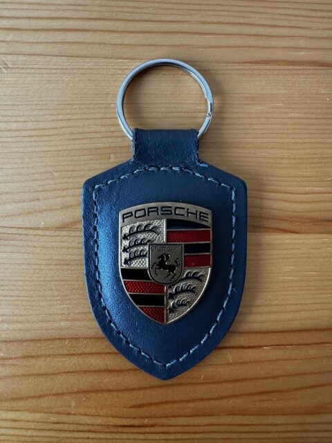 Porsche sleutelhanger grijs #1