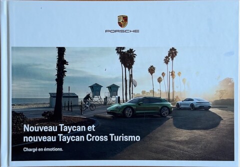 Porsche Taycan en Taycan Cross Turismo nr. WSLT2101003630 FR:WW, 2021 03 FR 2021 folder brochure